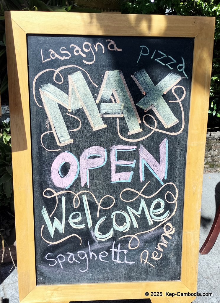 max's bar & kitchen. italian restaurant in kampot cambodia
