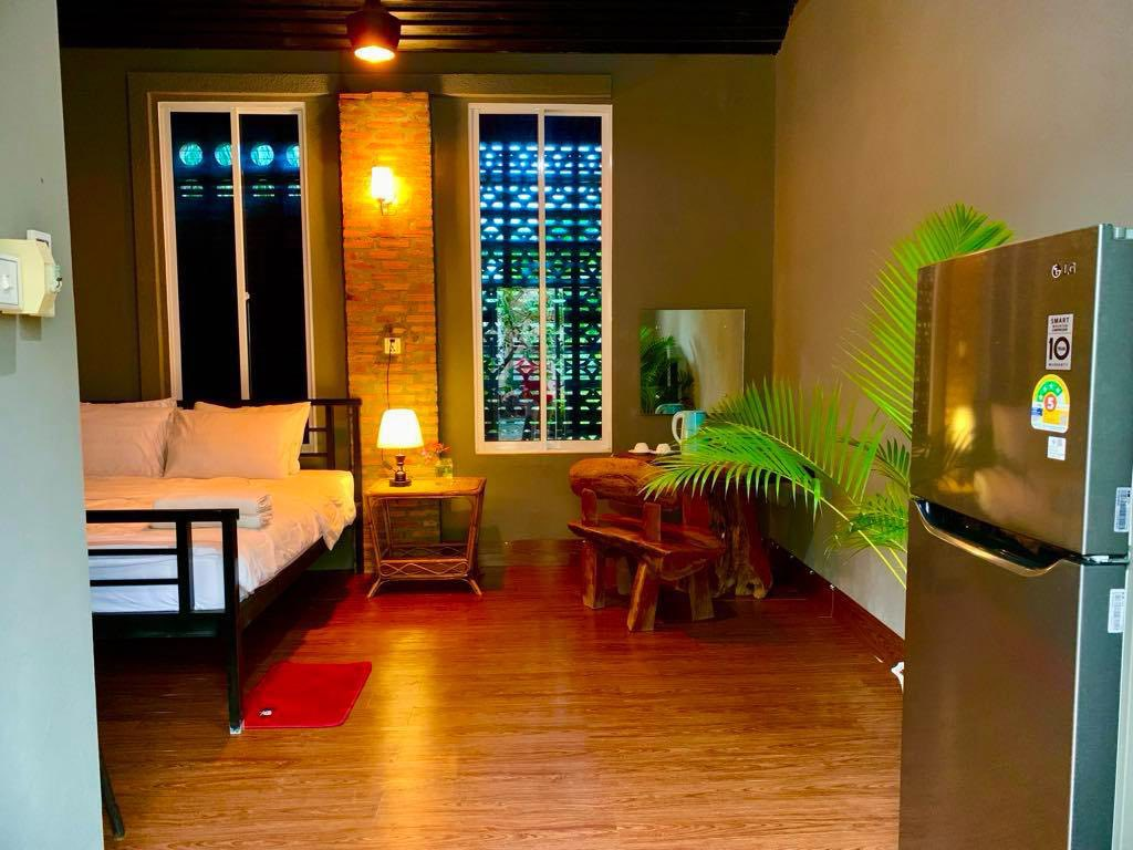 Mama Sa Hotel & Restaurant in Kampot, Cambodia.