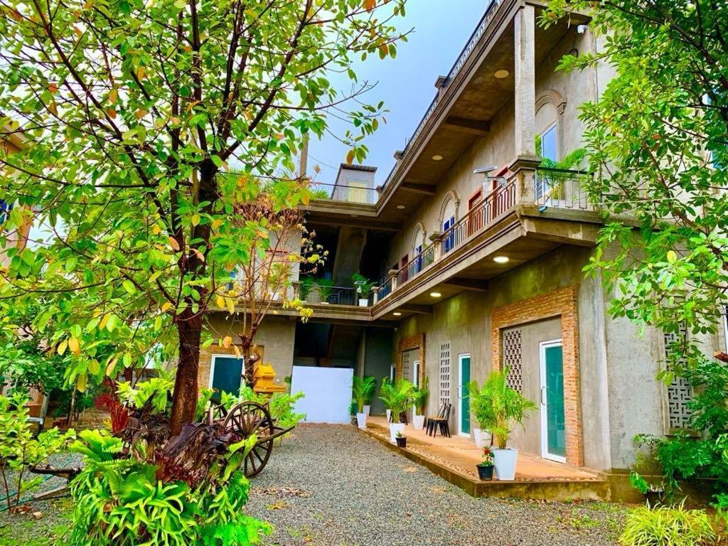 Mama Sa Hotel & Restaurant in Kampot, Cambodia.