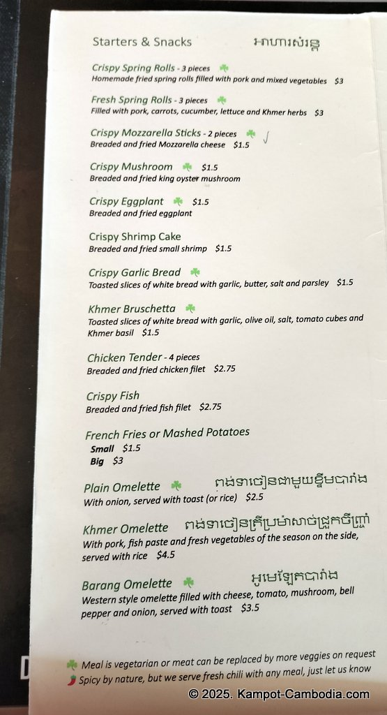 smashed burger in kampot, cambodia and Banana Leaf restaurant khmer food.