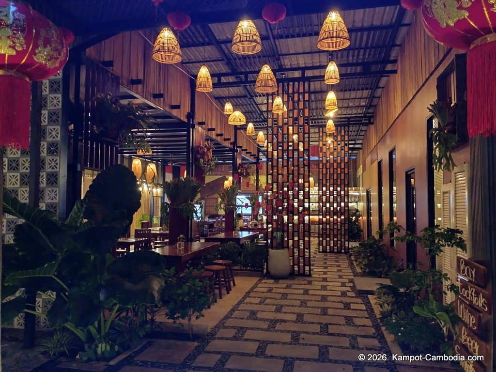 Bomey Restaurant in Kampot, Cambodia. Khmer, Western and Chinese Food.