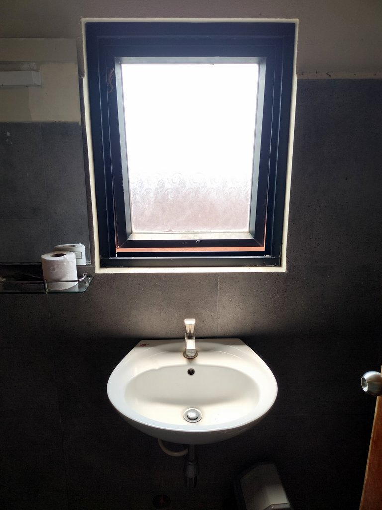 Sun & Roots Lodge in Kampot, Cambodia on Fish Island.