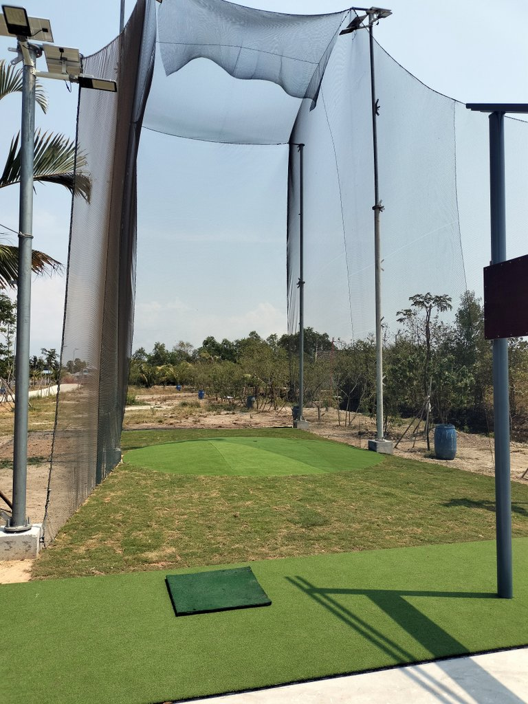 komsan resort on fish island in kampot, cambodia