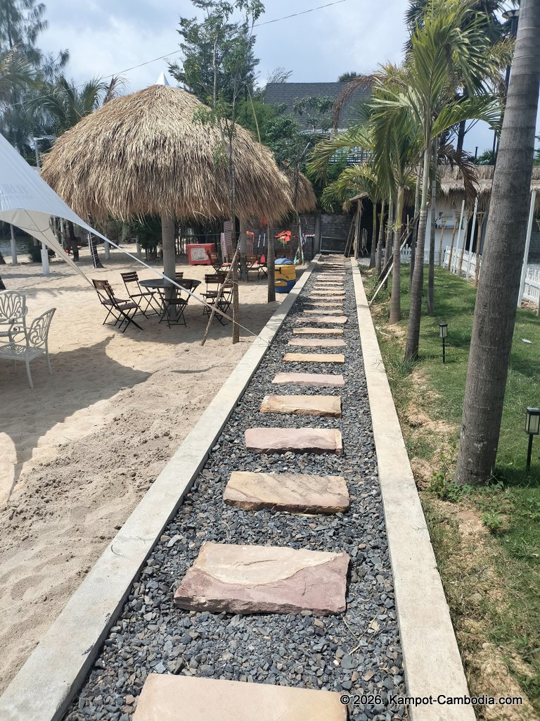 Bliss Bay Kampot. Kampot Riverside Resort in Cambodia.