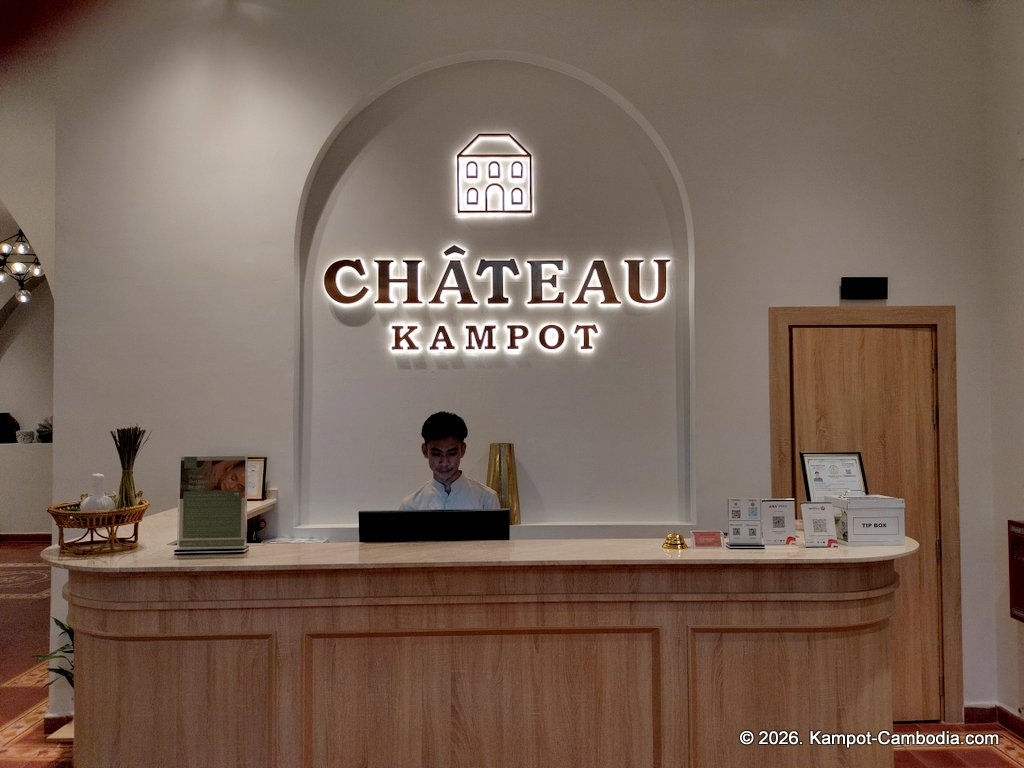 Chateau Kampot. Boutique Hotel in Downtown Kampot, Cambodia. Spa, Pool, Dining.