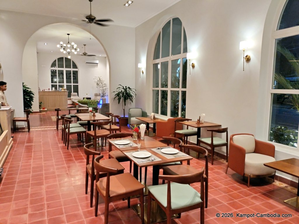 Chateau Kampot. Boutique Hotel in Downtown Kampot, Cambodia. Spa, Pool, Dining.