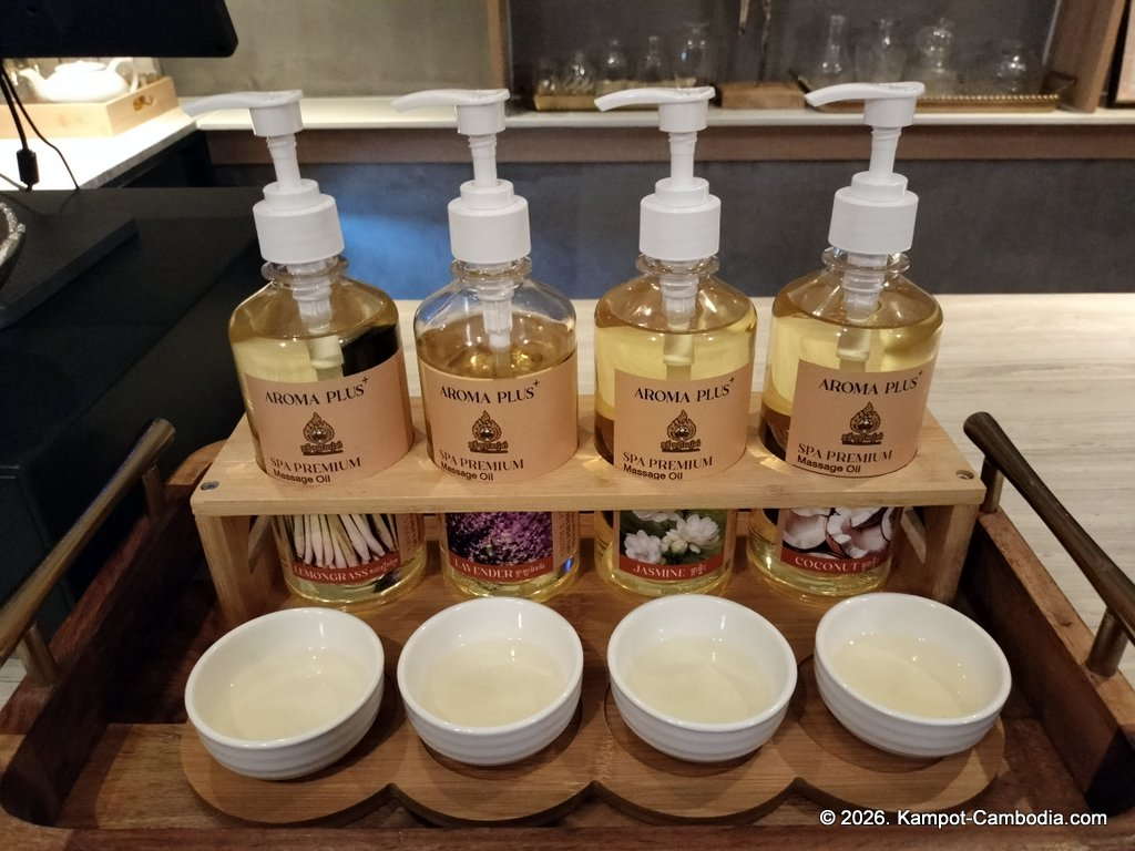 Chateau Kampot. Boutique Hotel in Downtown Kampot, Cambodia. Spa, Pool, Dining.