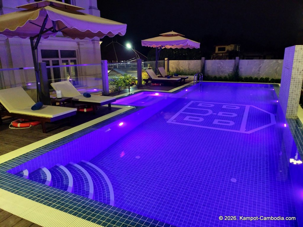 Chateau Kampot. Boutique Hotel in Downtown Kampot, Cambodia. Spa, Pool, Dining.