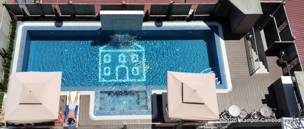 Chateau Kampot. Boutique Hotel in Downtown Kampot, Cambodia. Spa, Pool, Dining.