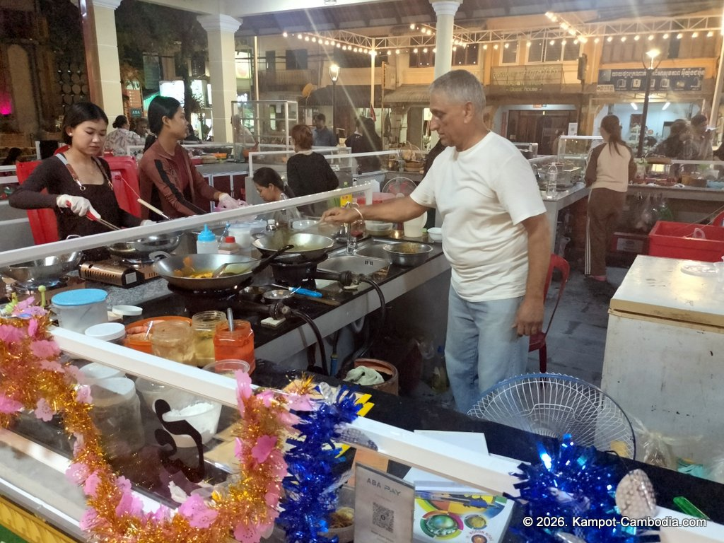 indian kitchen in kampot cambodia. at the kampot food street.