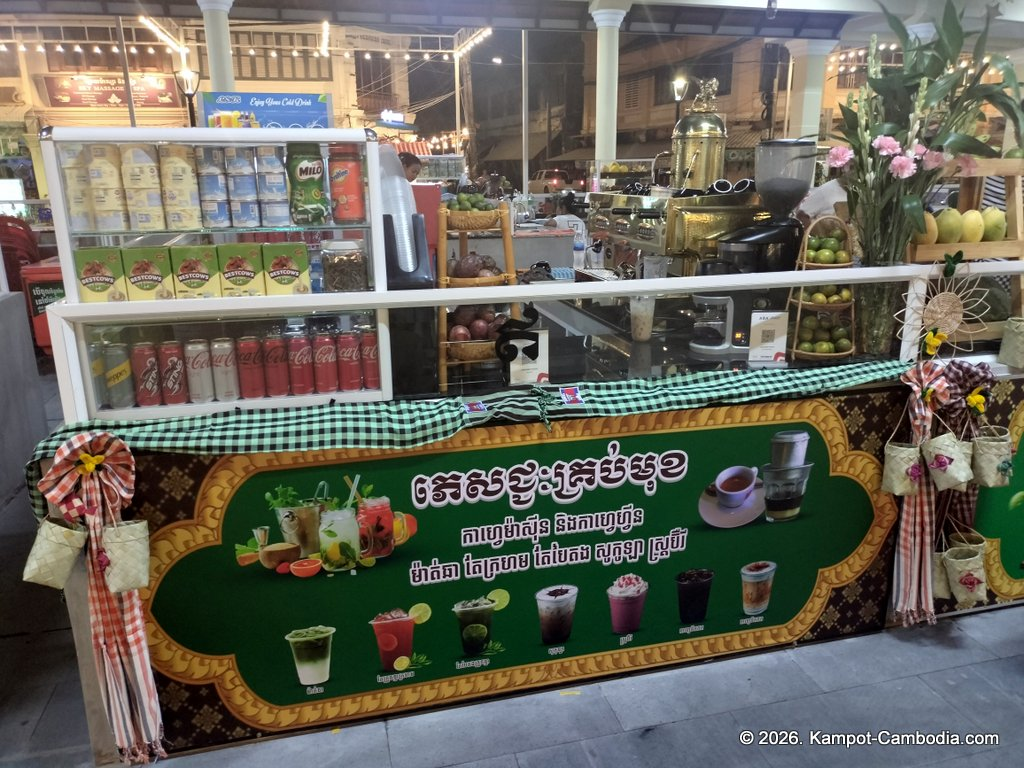 Kampot Street Food. 40 khmer restaurant in downtown Kampot, Cambodia.