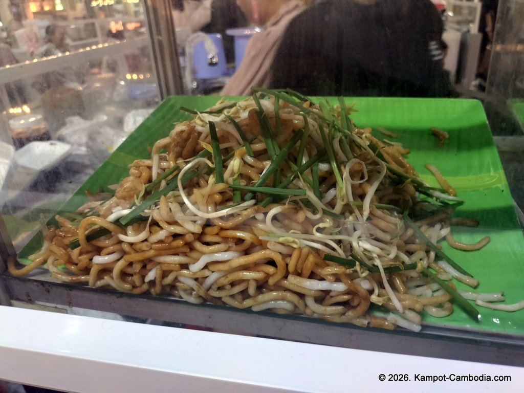 Kampot Street Food. 40 khmer restaurant in downtown Kampot, Cambodia.