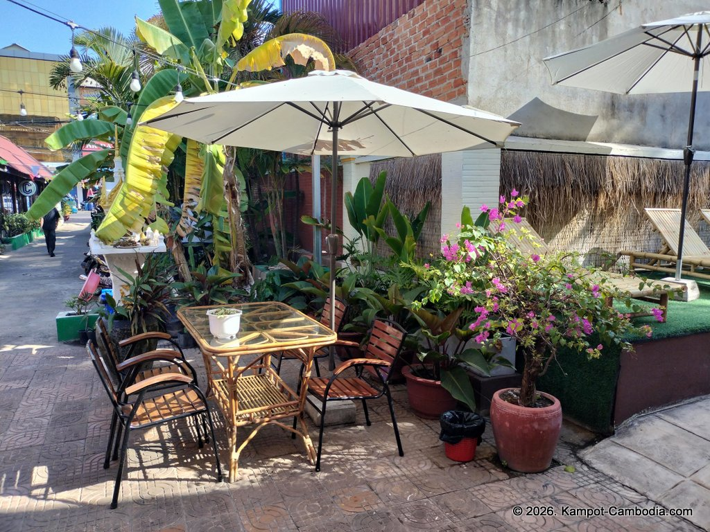 mahzel ethiopian restaurant in kampot, cambodia at studebaker guesthouse