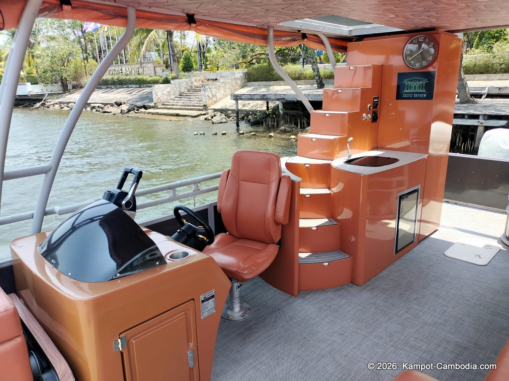 castle bayview hotel in kampot cambodia