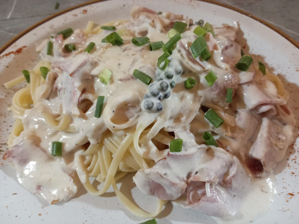 vanna restaurant in kampot cambodia