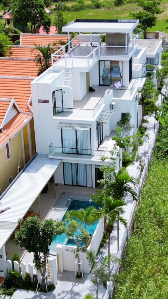 De Bay Villas in Kampot Cambodia.