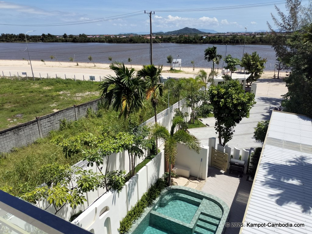 De Bay Villas in Kampot Cambodia.