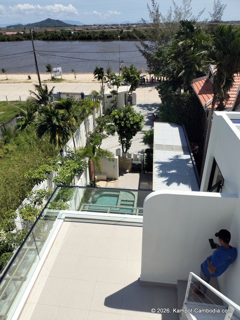 De Bay Villas in Kampot Cambodia.