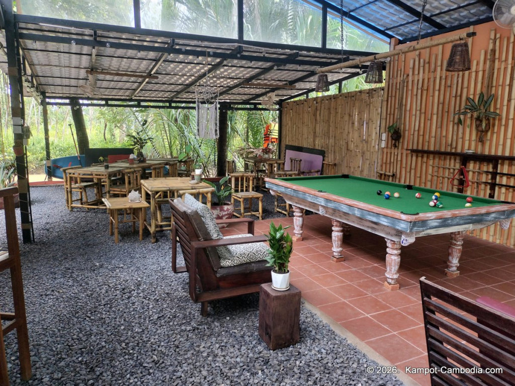 lemongrass thai and khmer food in kampot cambodia