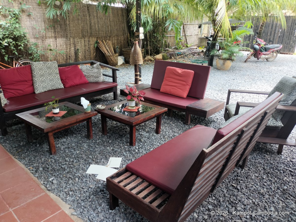 lemongrass thai and khmer food in kampot cambodia