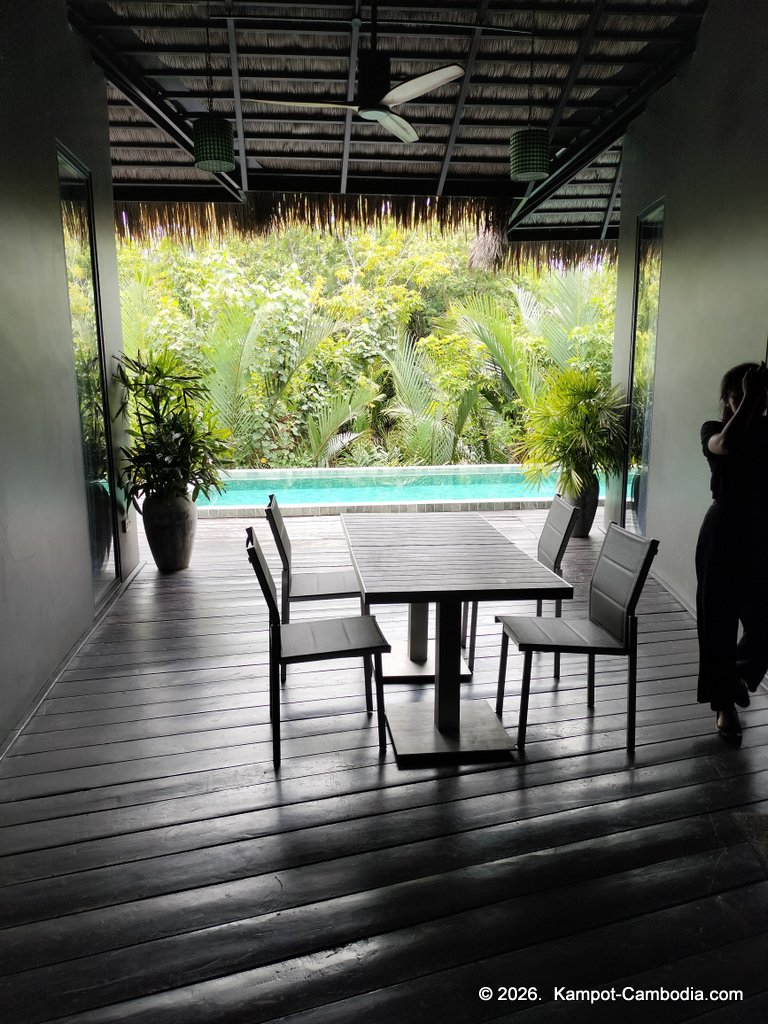 rivertree villa and resort in kampot cambodia