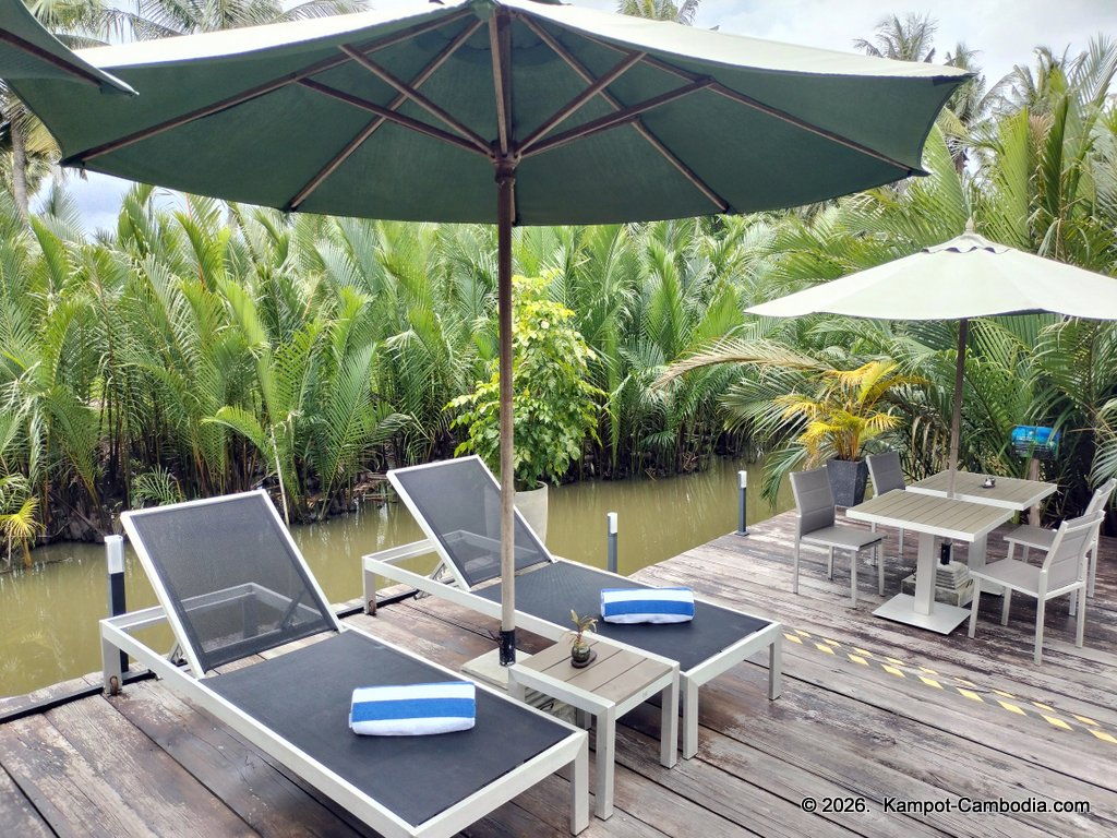 rivertree villa and resort in kampot cambodia