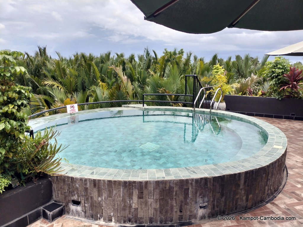 rivertree villa and resort in kampot cambodia