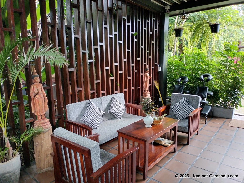 rivertree villa and resort in kampot cambodia