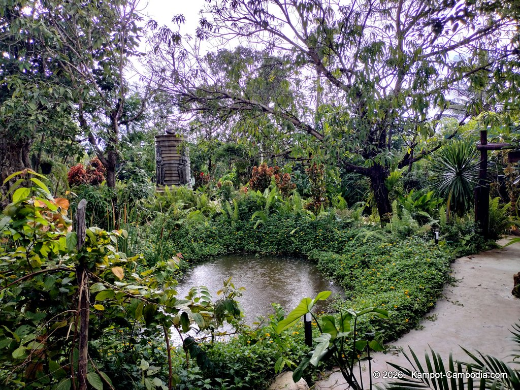 rivertree villa and resort in kampot cambodia