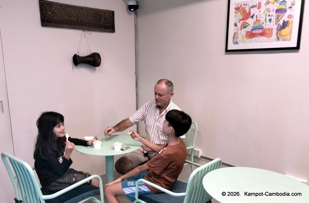 amami gelato gelateria artigianale ice cream restaurant and cafe in Kampot, Cambodia.