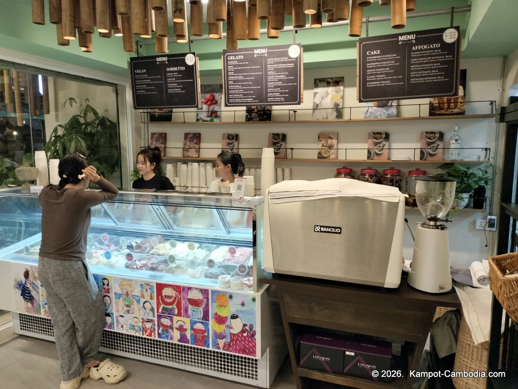 amami gelato gelateria artigianale ice cream restaurant and cafe in Kampot, Cambodia.