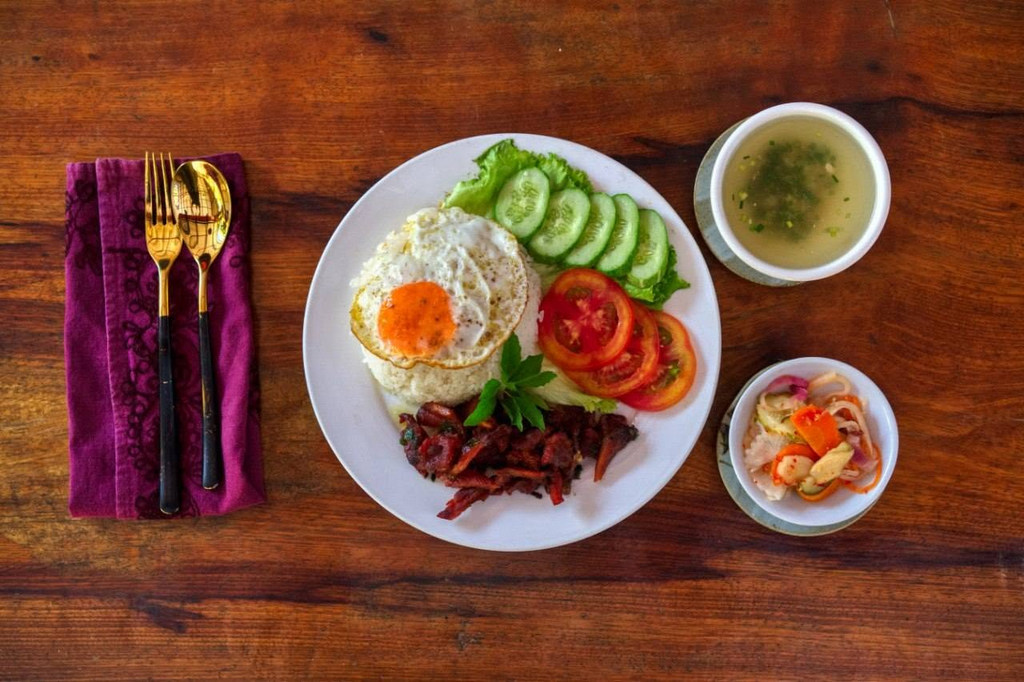 lemongrass thai and khmer food in kampot cambodia